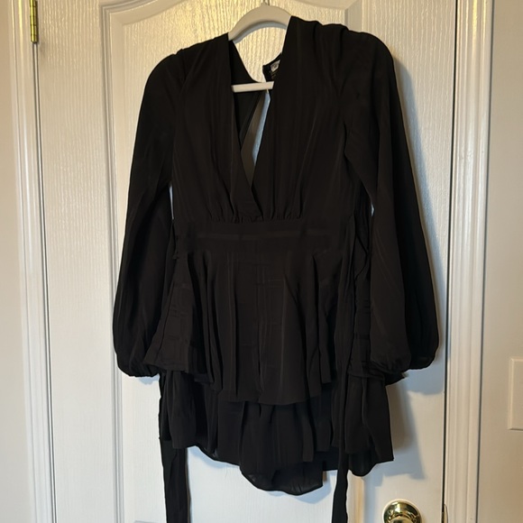 Black romper - Picture 2 of 3